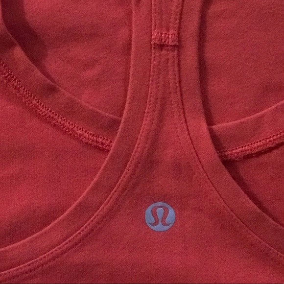 Tank tops - Picture 4 of 4